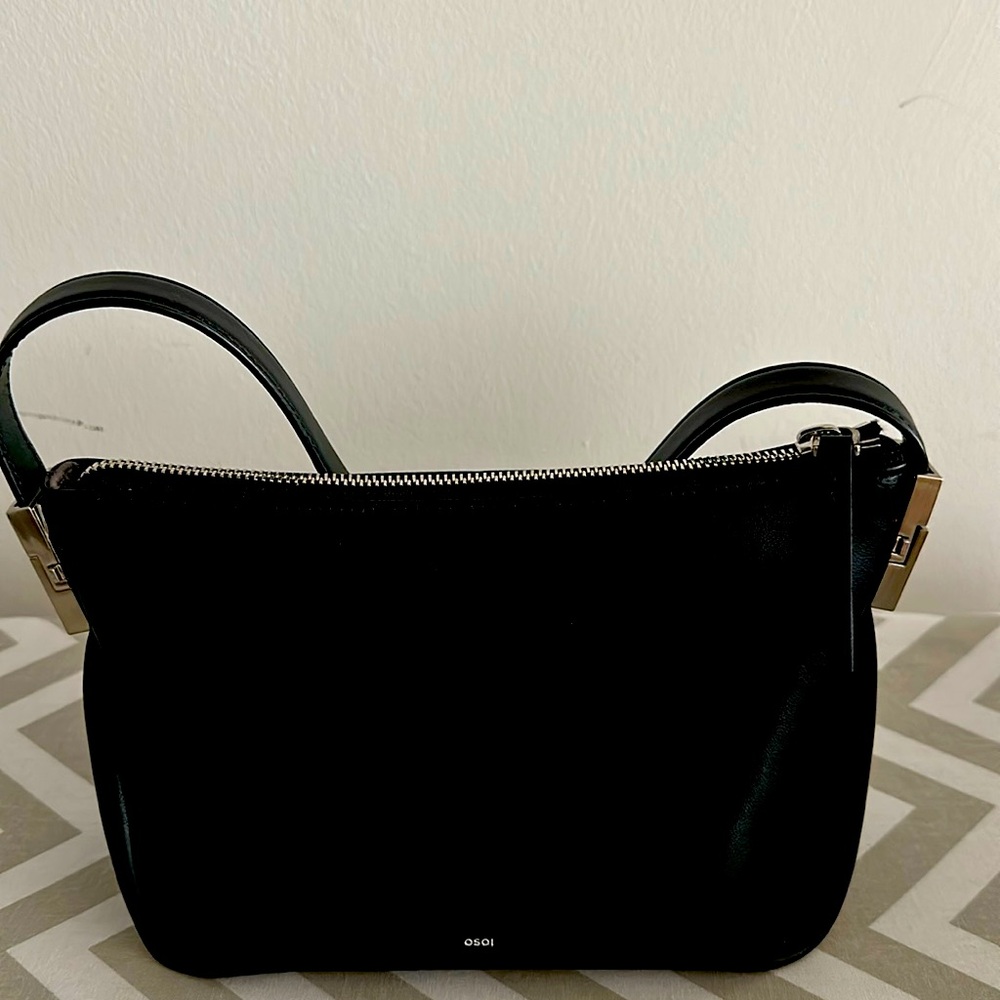Osoi Pillow Mini bag in Black